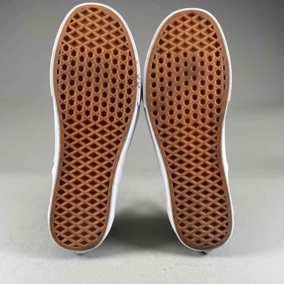 Vans x Disney Mickey Mouse Mens 10 Gray Slip On Canvas Skate Shoe Casual Sneaker - Picture 4 of 9